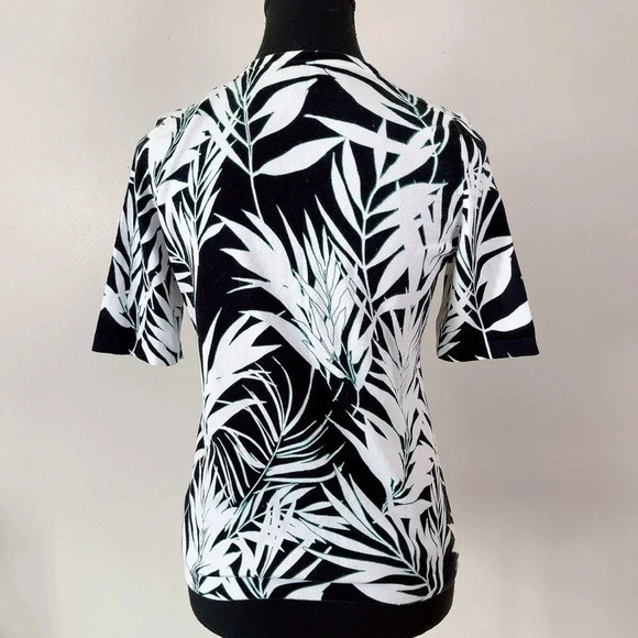 Talbots Tropical Leaf Fern Short Sleeve Button Sweater - Picture 4 of 16